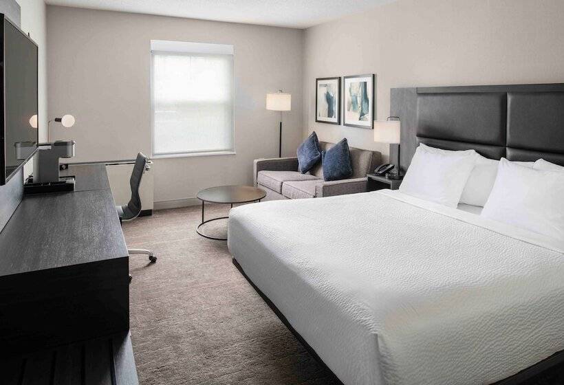 디럭스 룸, Holiday Inn Express South Burlington   Downtown, An Ihg