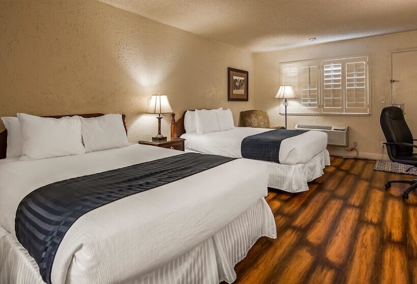 Номер Стандарт 2 Двуспальные Кровати, Surestay Plus Hotel By Best Western Susanville