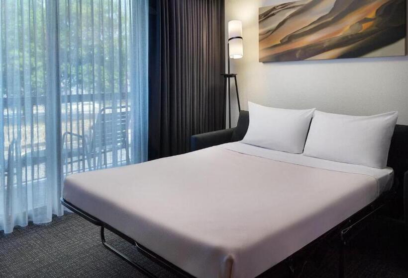 מיטת קינג בסוויטה, Courtyard By Marriott Augusta