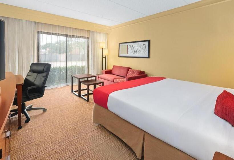 장애인을 위한 킹사이즈 침대 스탠다드 룸, Super 8 By Wyndham Dallas Love Field Airport