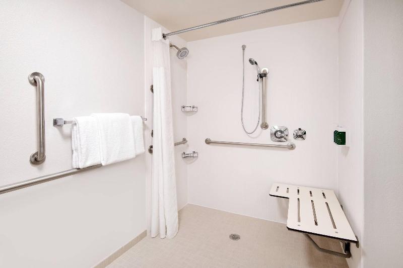 스탠다드 룸, Courtyard By Marriott Savannah Midtown