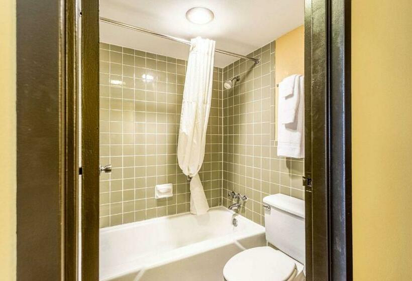 Номер Стандарт 2 Двуспальные Кровати, Americas Best Value Inn Fredonia Ny