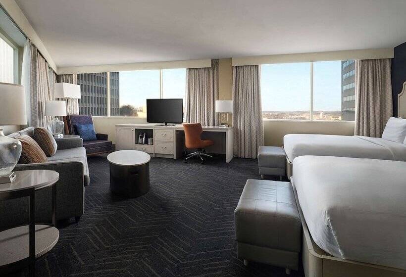 Junior Suite, Doubletree By Hilton Hotel Nashville Downtown