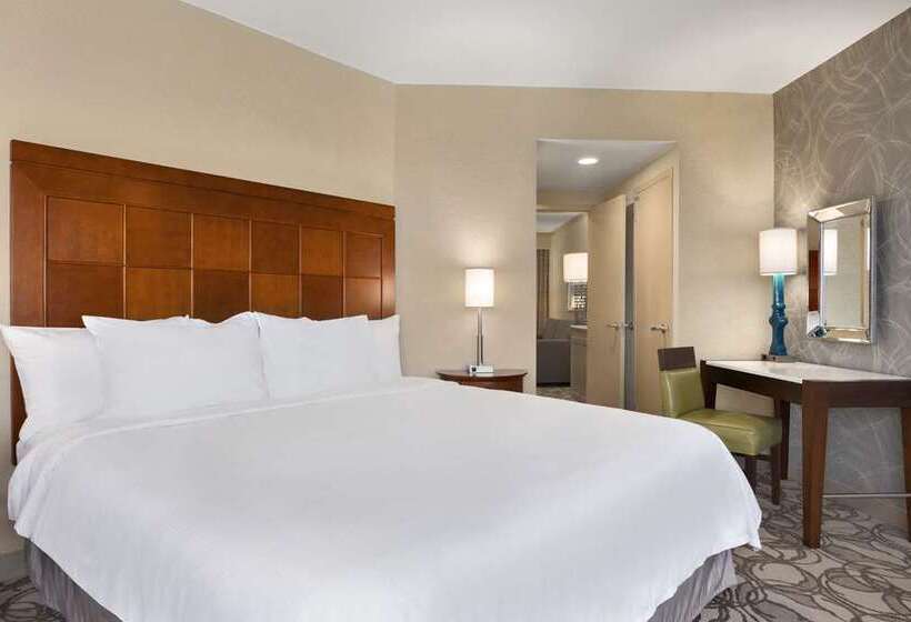 家庭套房, Embassy Suites By Hilton Kansas City Plaza