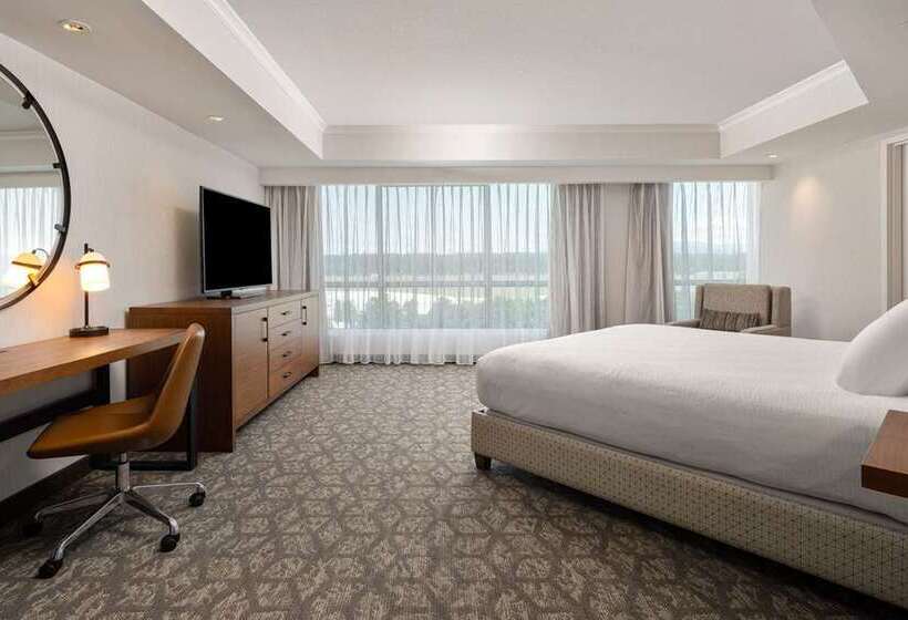 이그제큐티브 룸 킹사이즈 침대, Embassy Suites By Hilton San Luis Obispo
