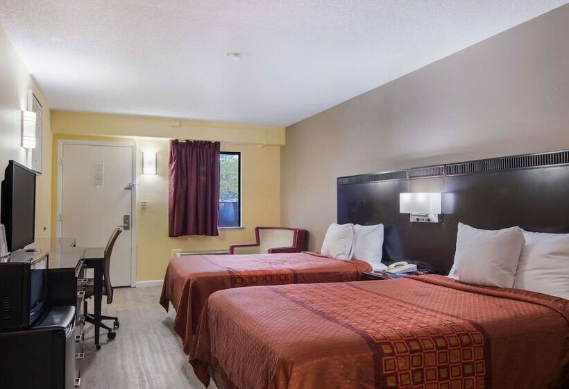 Номер Стандарт 2 Двуспальные Кровати, Rodeway Inn & Suites Monroevillepittsburgh