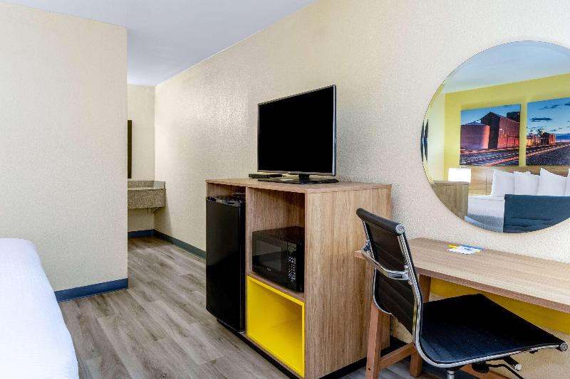 Стандартный Номер Кровать Кинг, Days Inn & Suites By Wyndham Clovis