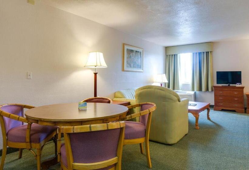 Студио Стандарт Кровать Кинг, Days Inn & Suites By Wyndham Fullerton
