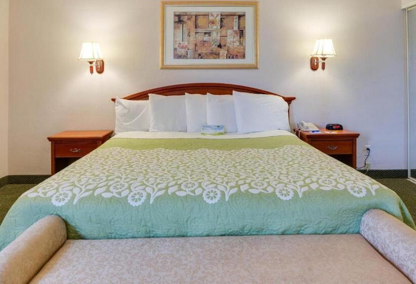 Студио Стандарт Кровать Кинг, Days Inn & Suites By Wyndham Fullerton