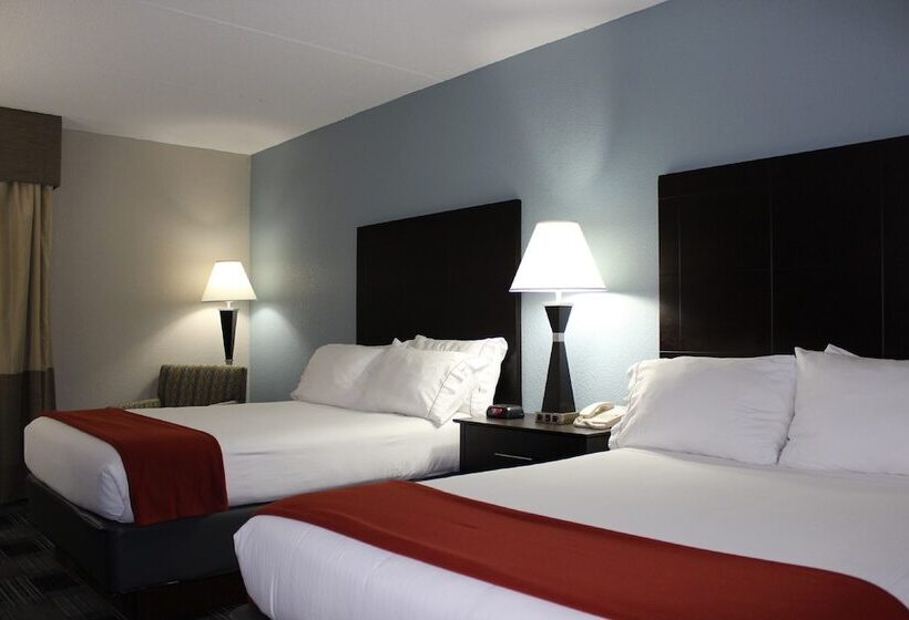 Номер Стандарт 2 Двуспальные Кровати, Holiday Inn Express Forsyth, An Ihg