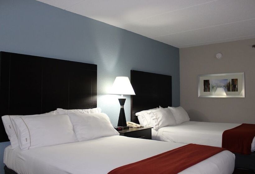 Номер Стандарт, Holiday Inn Express Forsyth, An Ihg