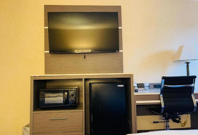 Номер Deluxe, New Victorian Inn & Suites Omaha