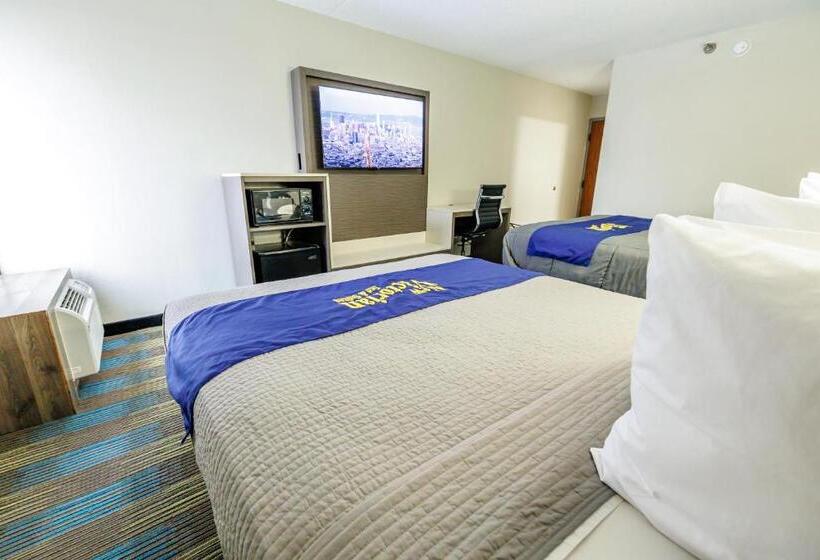 Номер Deluxe, New Victorian Inn & Suites Omaha