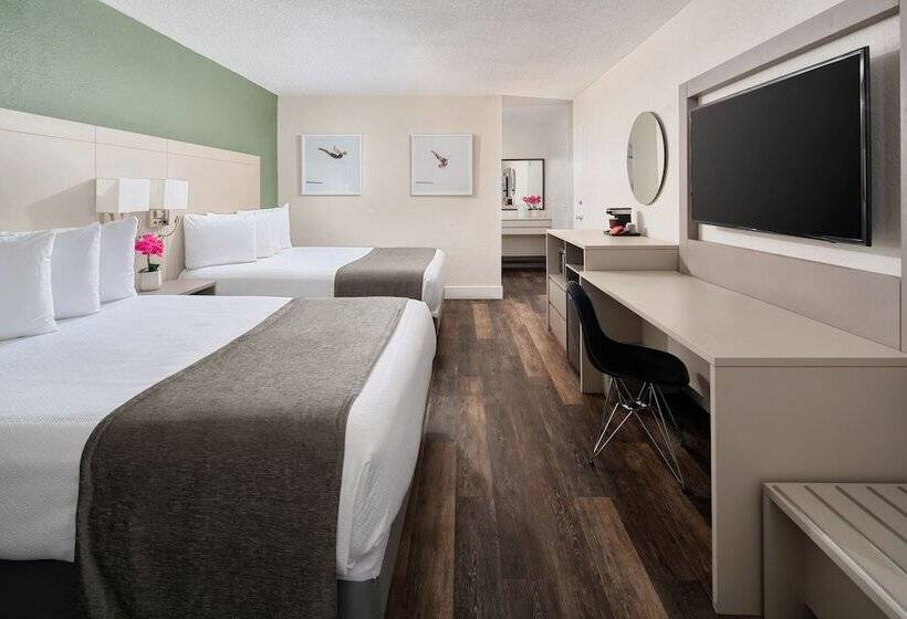 Номер Deluxe, Wyndham I-Drive Avanti Resort & Conference Center