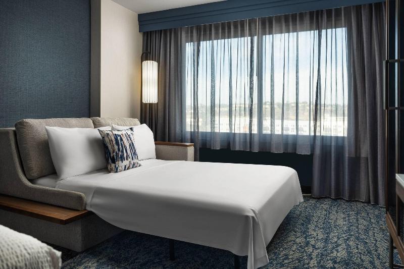 キングサイズベッドのスタンダードルーム, Courtyard By Marriott San Diego Mission Valley/hotel Circle