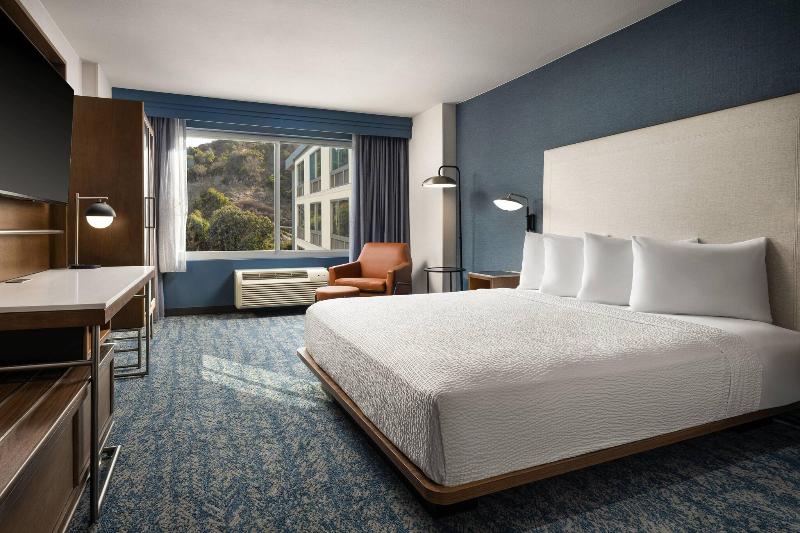 חדר סטנדרט עם מיטת קינג, Courtyard By Marriott San Diego Mission Valley/hotel Circle