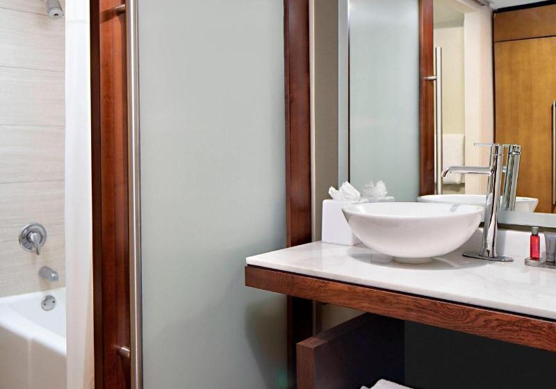 חדר קלאב עם מיטת קינג, San Antonio Marriott Northwest Medical Center