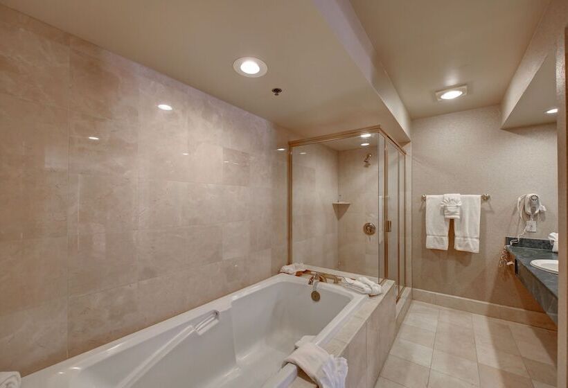 Люкс, Indian Wells Resort