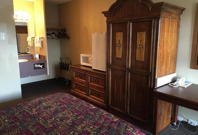 Номер Стандарт, Cedars Inn Lewiston