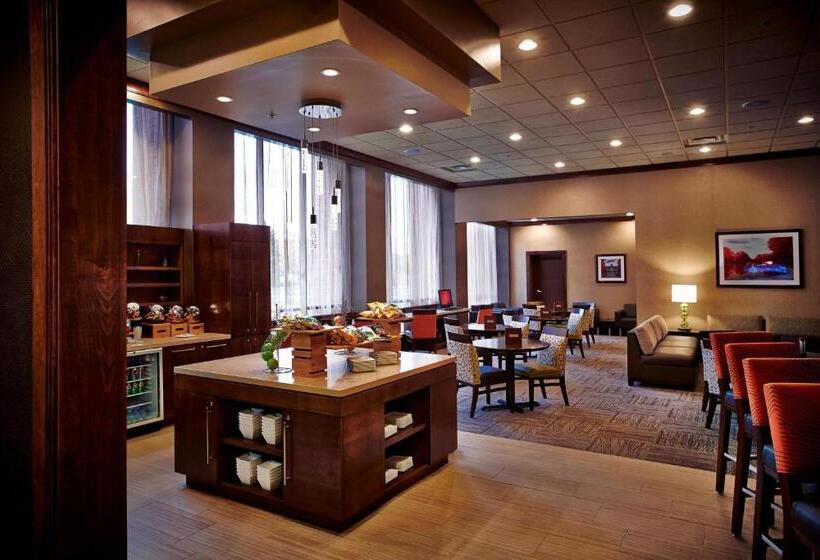 Номер Клуб, Columbus Airport Marriott