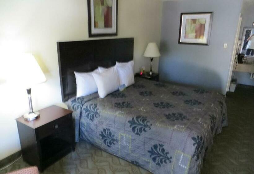 اتاق استاندارد با تخت بزرگ, Days Inn By Wyndham Bryan College Station