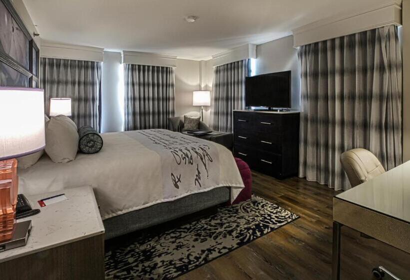 스탠다드 룸 킹사이즈 침대, Indigo   Birmingham Five Points S   Uab, An Ihg