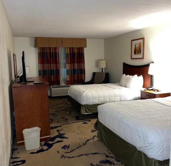 Номер Стандарт Адаптированный для Инвалидов, Quality Inn And Conference Center Greeley Downtown
