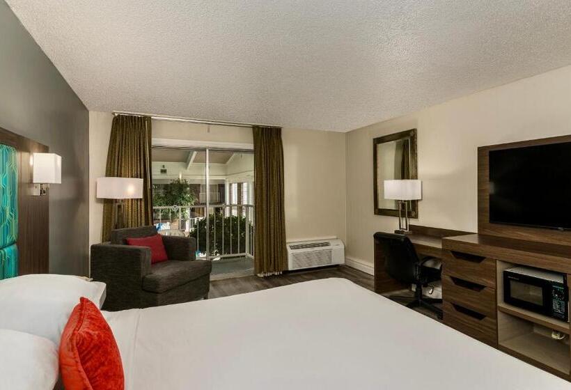 חדר סטנדרט עם מיטת קינג, Red Lion Hotel Pocatello