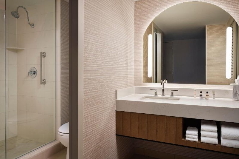 Suite, San Diego Marriott Marquis And Marina