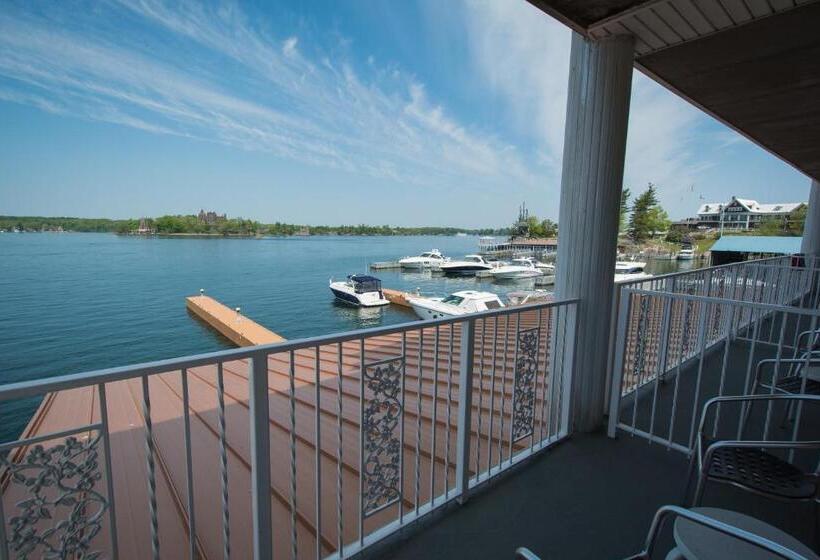 Номер Deluxe Кровать Кинг, Riveredge Resort