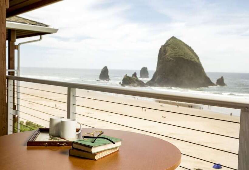 Люкс Вид на Море, Hallmark Resort   Cannon Beach
