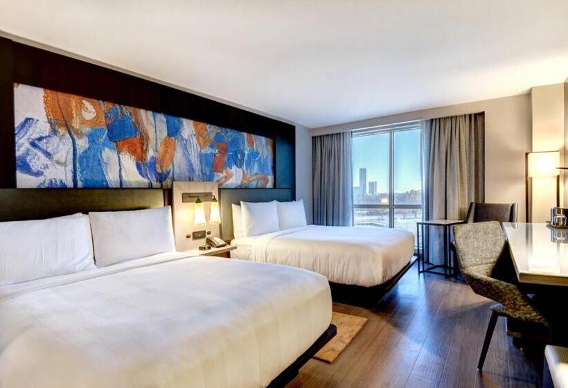חדר סטנדרט מותאם לאדם עם מוגבלויות, Tulsa Marriott Southern Hills