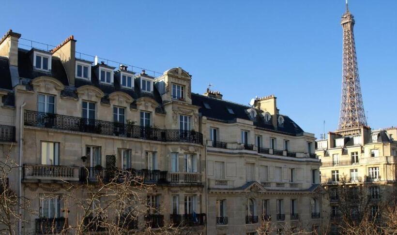 اتاق استاندارد با چشمانداز, Eiffel Kensington