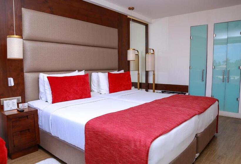 Номер Deluxe, Pegasus Reef   A Beach Resort In Colombo