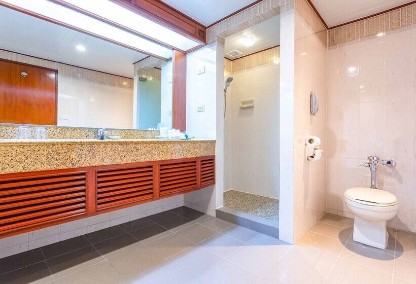 Номер Премиум, Centara Riverside Hotel Chiang Mai