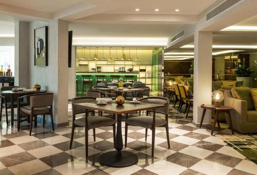 اتاق رویال, Le Méridien Dubai Hotel & Conference Centre