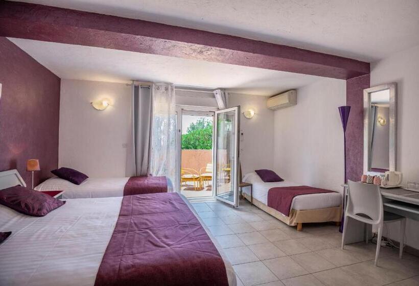 Четырехместный Номер Стандарт, Les Bastides Saint Paul