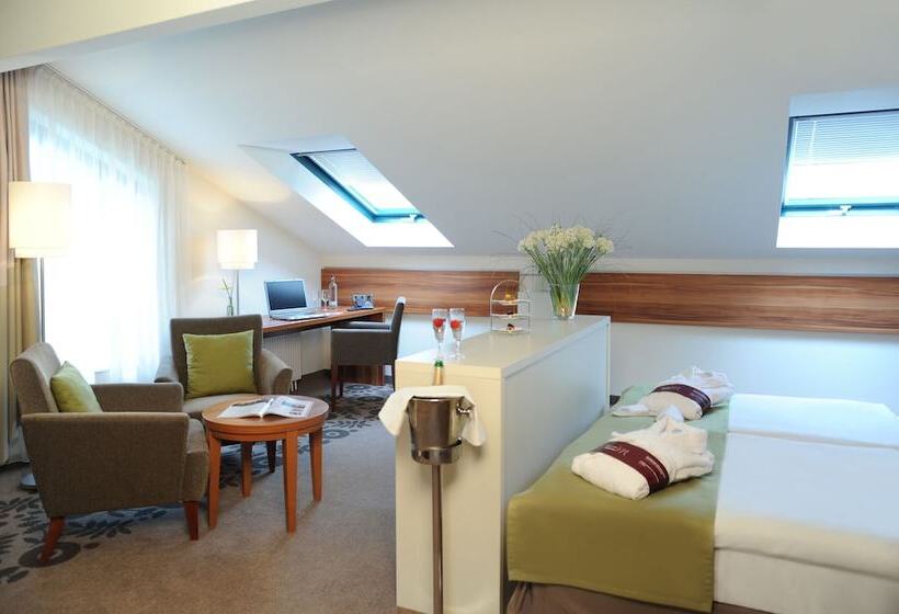 Люкс Superior, Mercure Tagungs  & Landhotel Krefeld