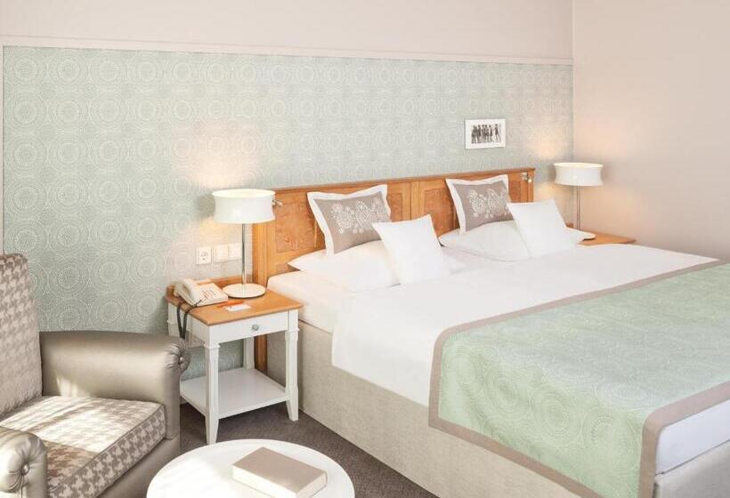 Standardzimmer, A Rosa Kurhaus Binz