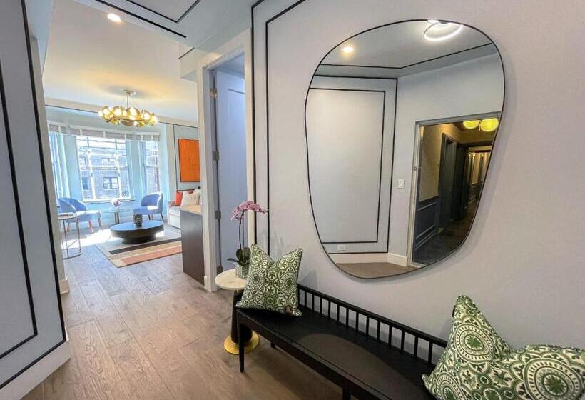 سوئیت ریاست جمهوری سه خوابه, Belleclaire Central Park