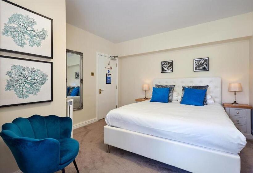 Семейный Номер, Easington Guest House