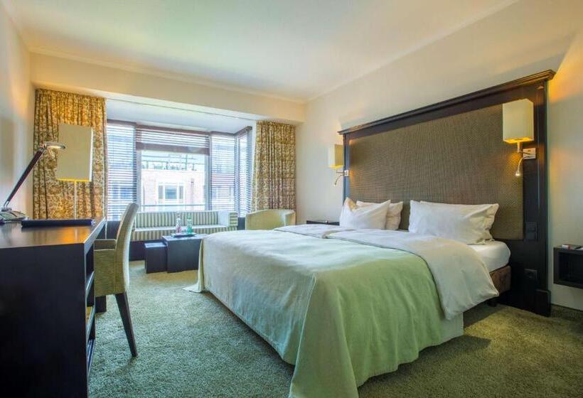 Номер Стандарт, Radisson Blu Senator Hotel, Lübeck