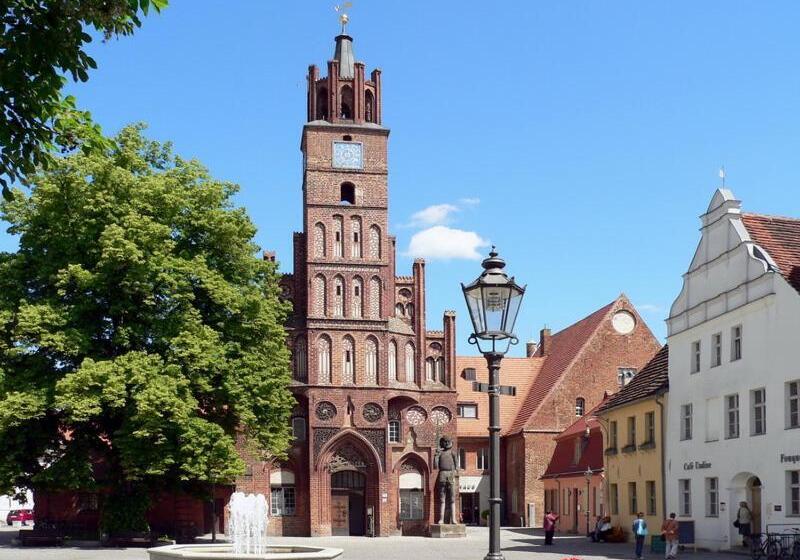 اتاق استاندارد چهار تخته, City Hotel Pension Brandenburg