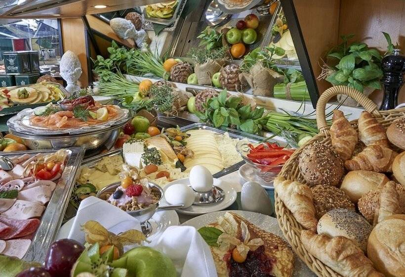 Семейный Номер, Balance Hotel Leipzig Alte Messe