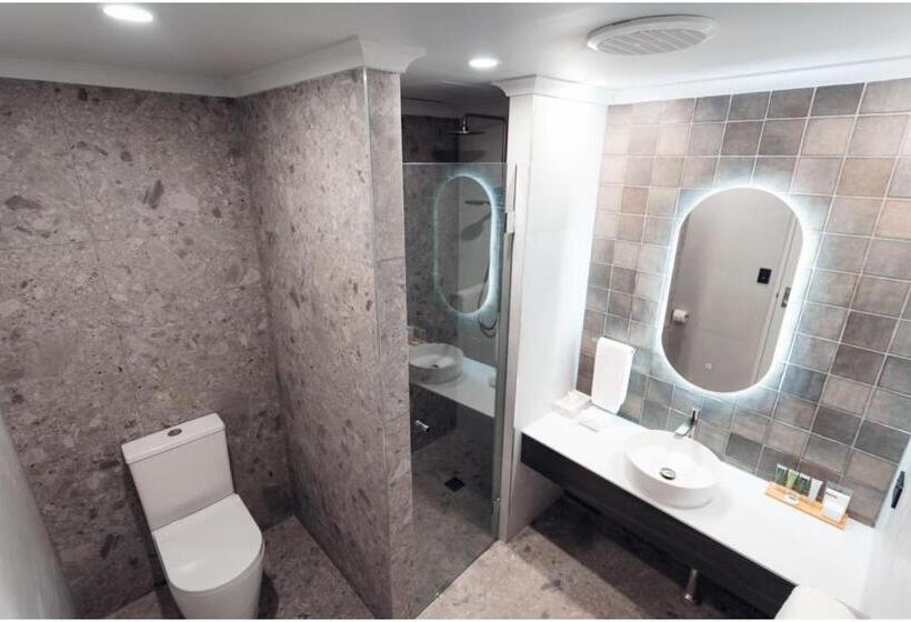 Номер Deluxe, Discovery Resorts   Kings Canyon