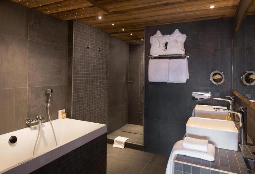 سوییت جونیور, Hostellerie Du Pas De L Ours Relais Et Châteaux