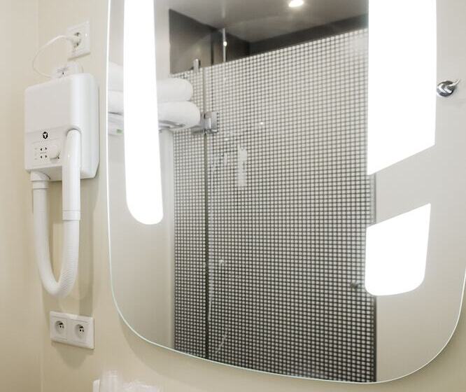 Номер Премиум, Ibis Wavre Brussels East