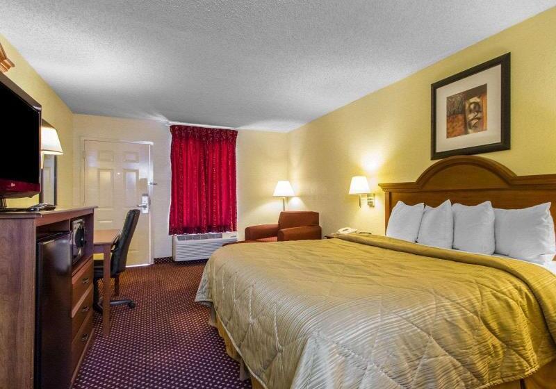 스탠다드 룸 킹사이즈 침대, Quality Inn Oak Grove Fort Campbell