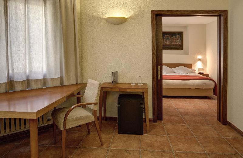 Полулюкс, Abba Xalet Suites