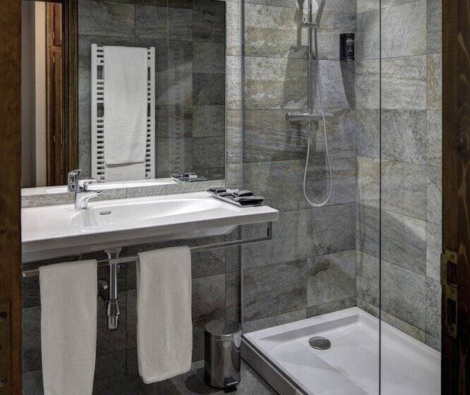 Номер Стандарт Трехместный, Abba Xalet Suites